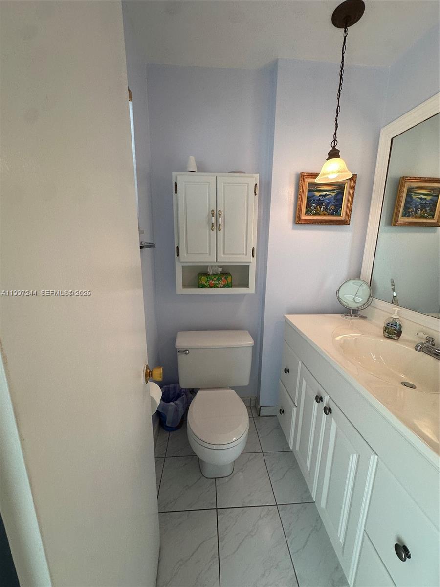 FAIRWAYS ROYALE CONDO - Residential
