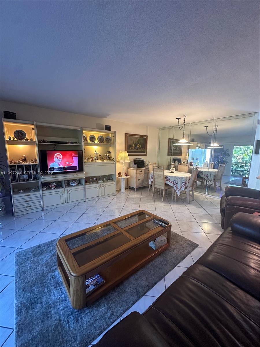 FAIRWAYS ROYALE CONDO - Residential