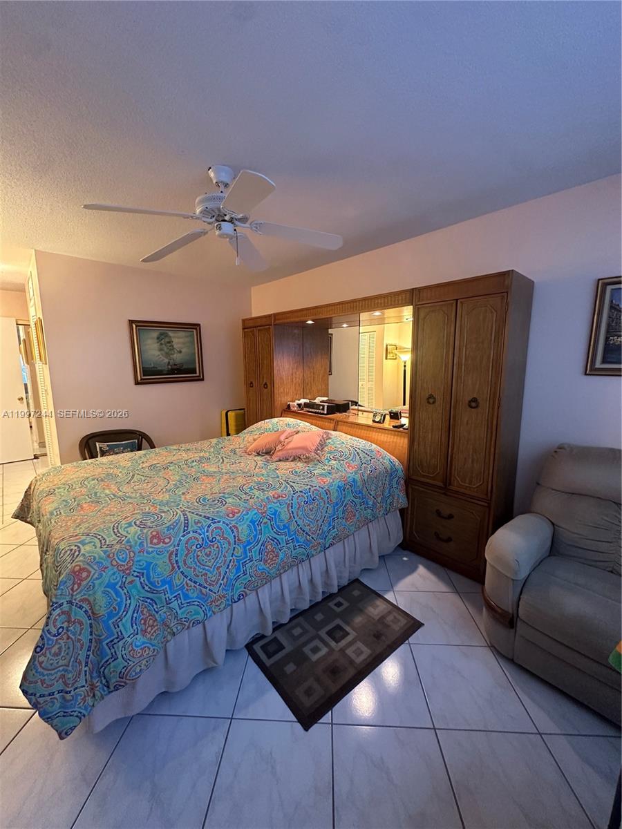 FAIRWAYS ROYALE CONDO - Residential