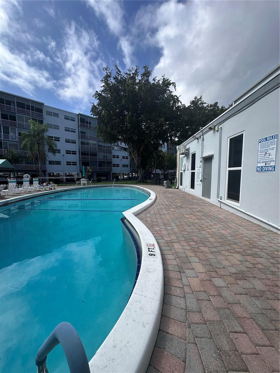 FAIRWAYS ROYALE CONDO - Residential