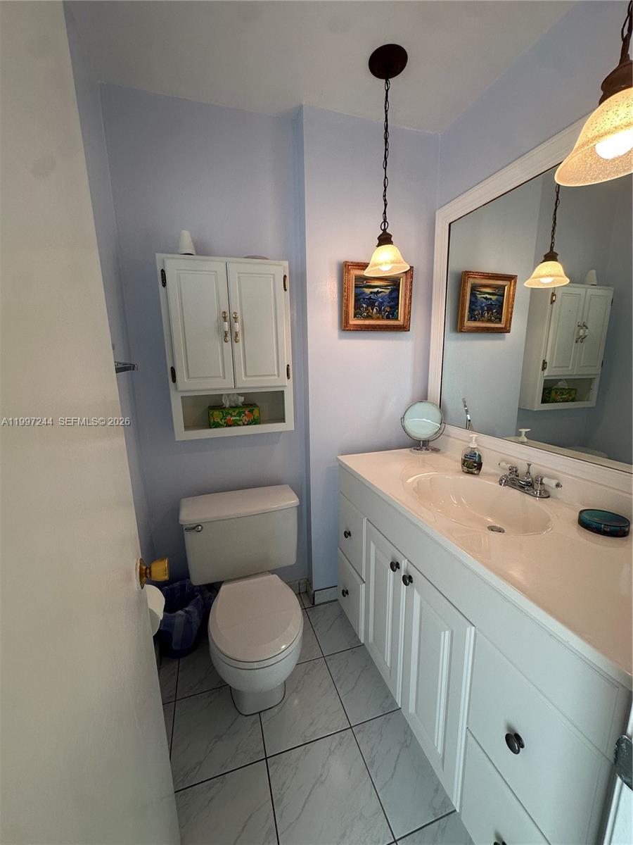FAIRWAYS ROYALE CONDO - Residential
