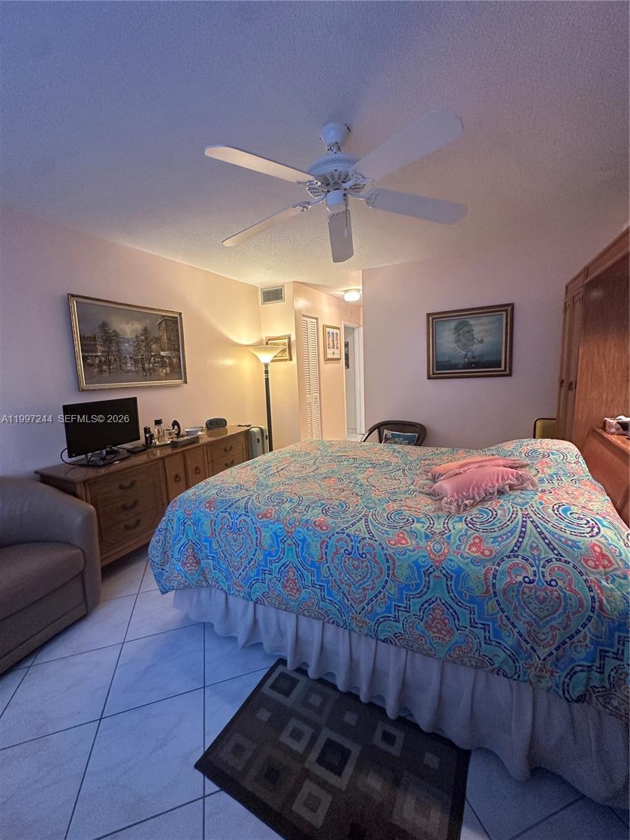 FAIRWAYS ROYALE CONDO - Residential