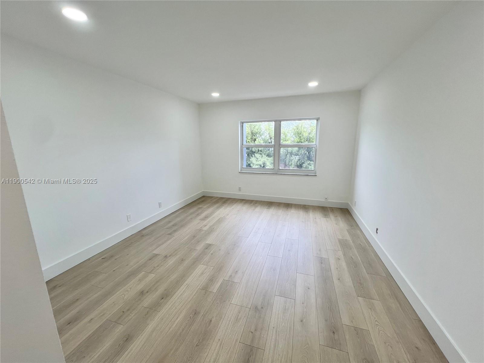 FAIRWAYS RIVIERA CONDO - Residential