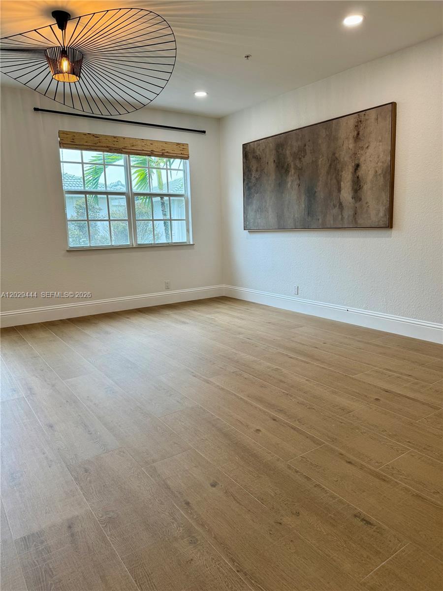FAIRFIELD GARDENS - Residential Lease