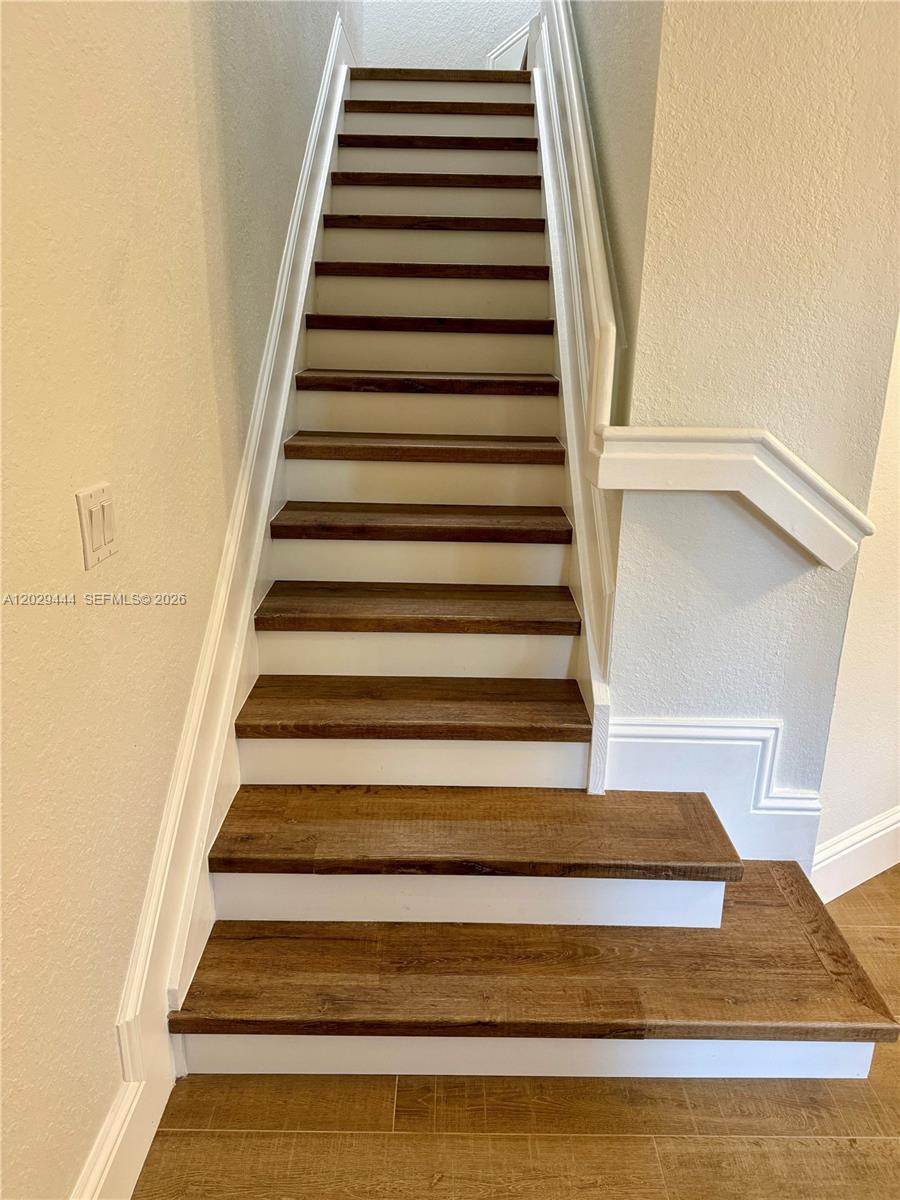 FAIRFIELD GARDENS - Residential Lease