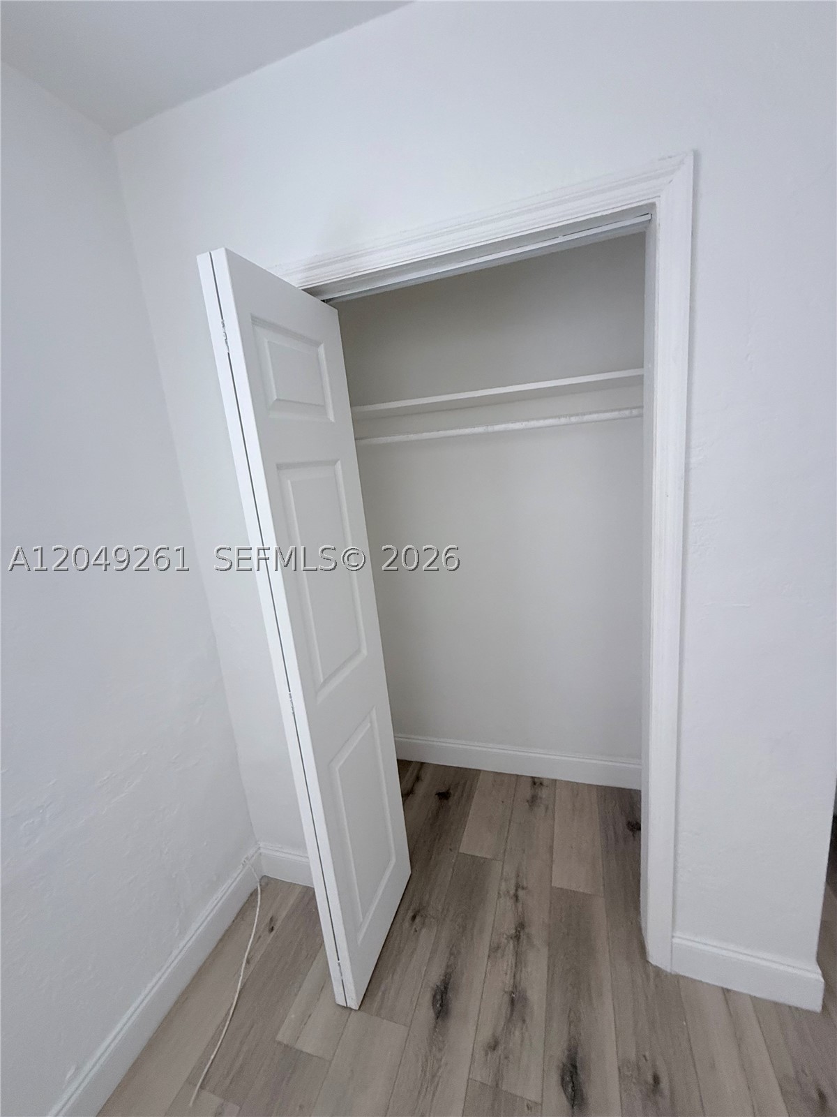 NORTH HOLLYWOOD - Residential Lease
