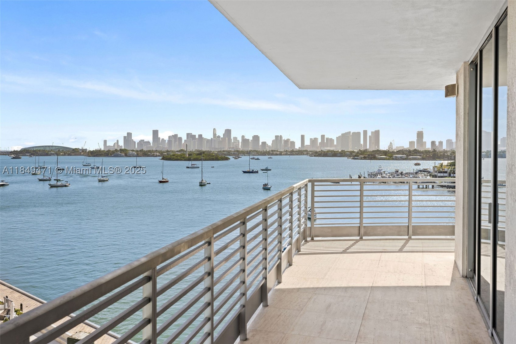 CAPRI SOUTH BEACH CONDO - Residential