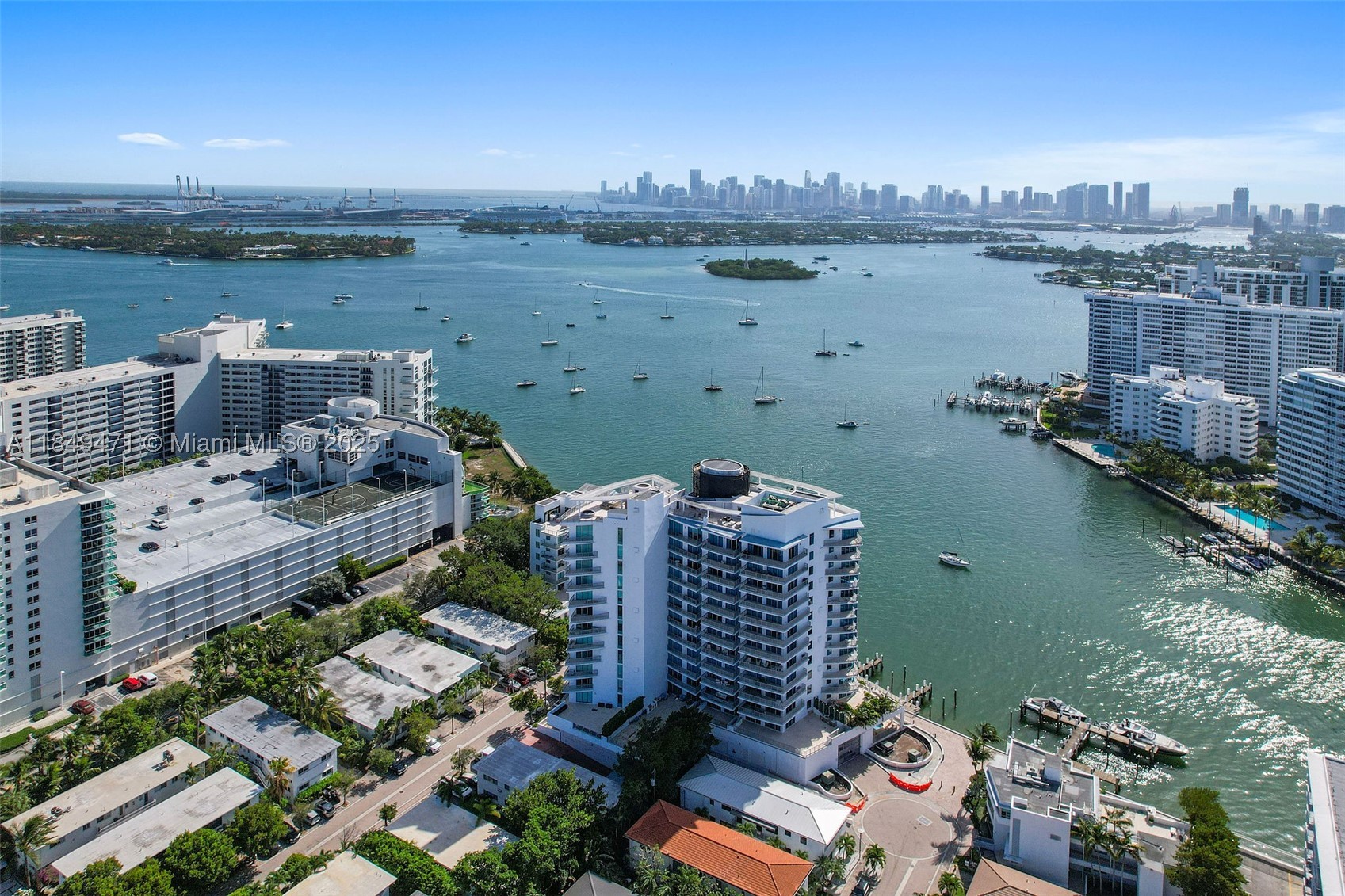 CAPRI SOUTH BEACH CONDO - Residential