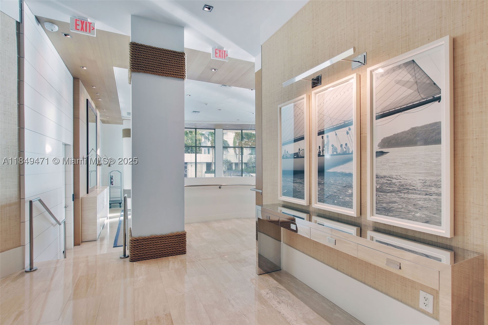 CAPRI SOUTH BEACH CONDO - Residential