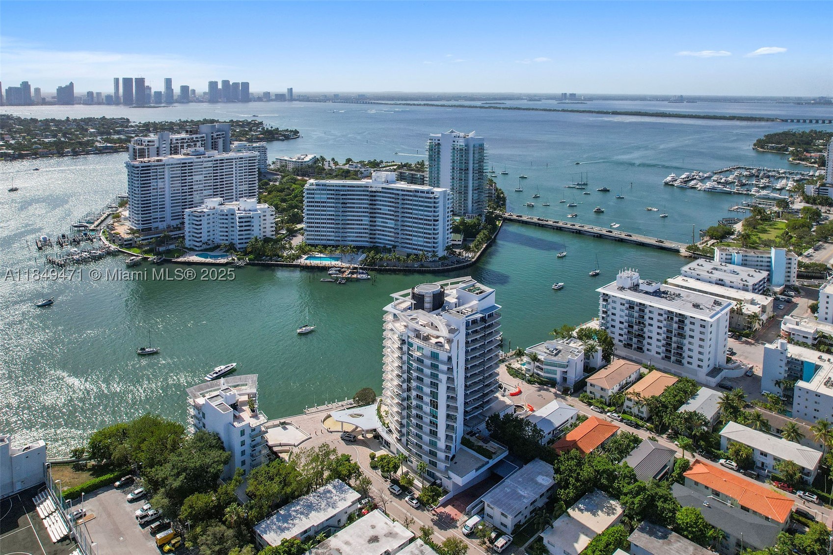 CAPRI SOUTH BEACH CONDO - Residential