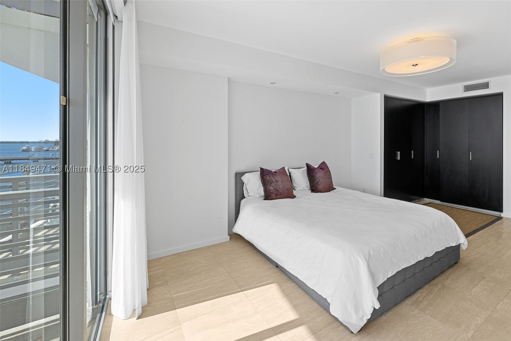 CAPRI SOUTH BEACH CONDO - Residential