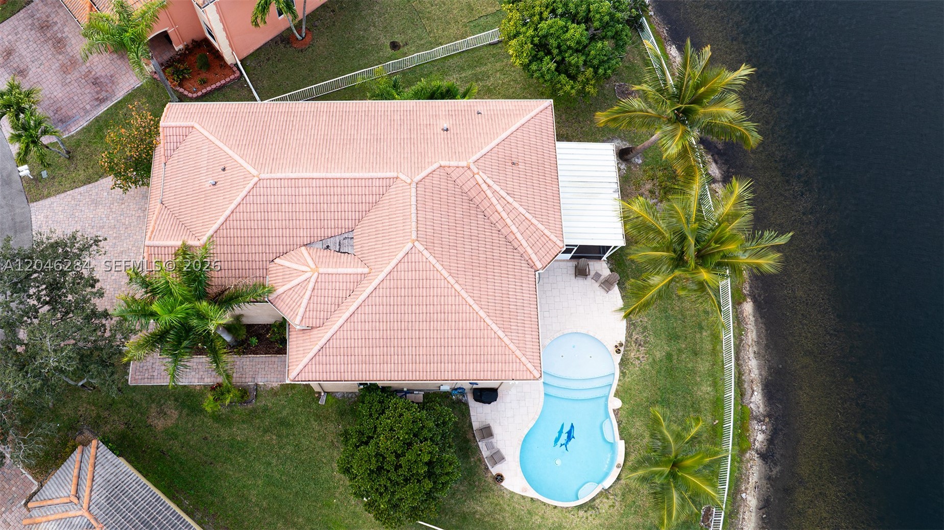 POD 10 AT MONARCH LAKES - Residential
