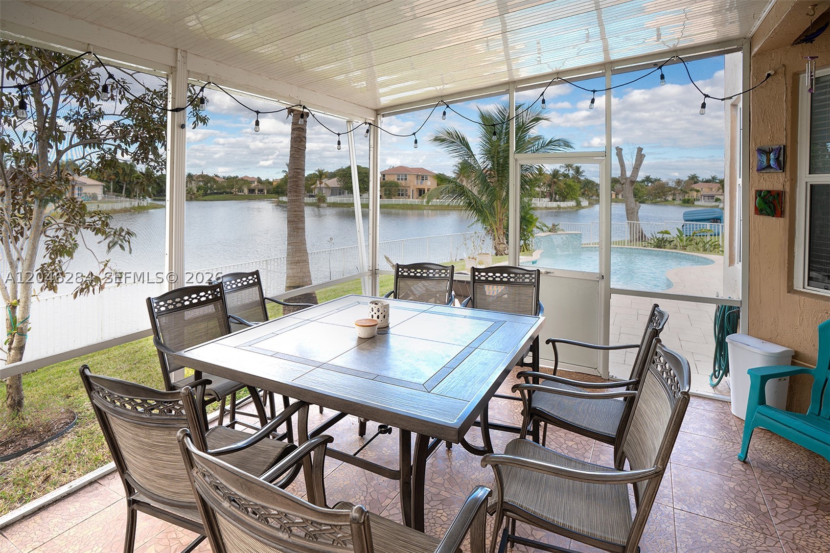 POD 10 AT MONARCH LAKES - Residential