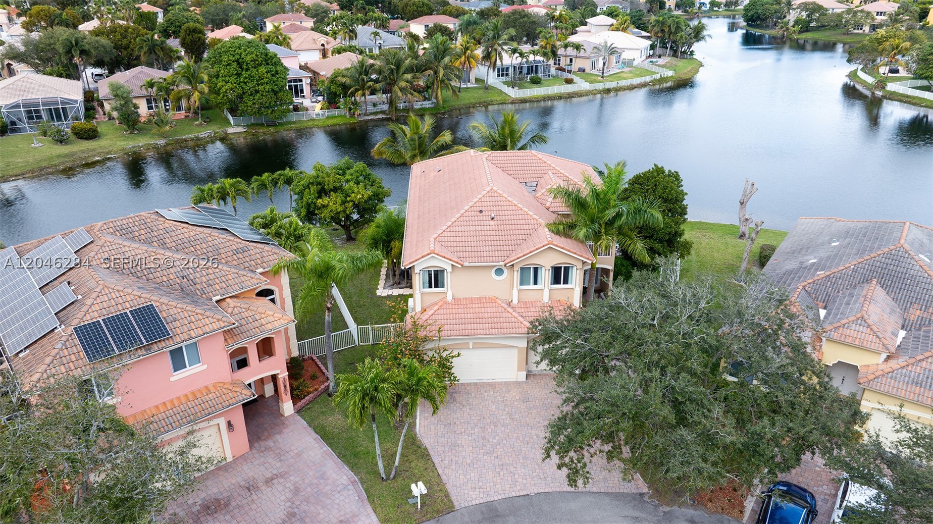 POD 10 AT MONARCH LAKES - Residential