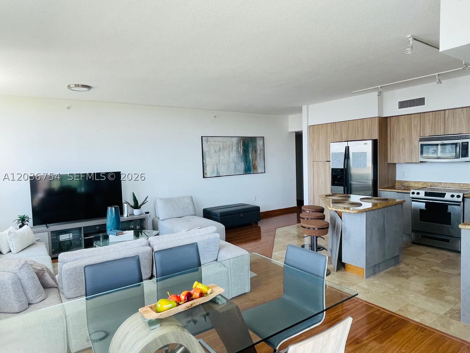 DUO CONDOMINIUM EAST - Residential Lease