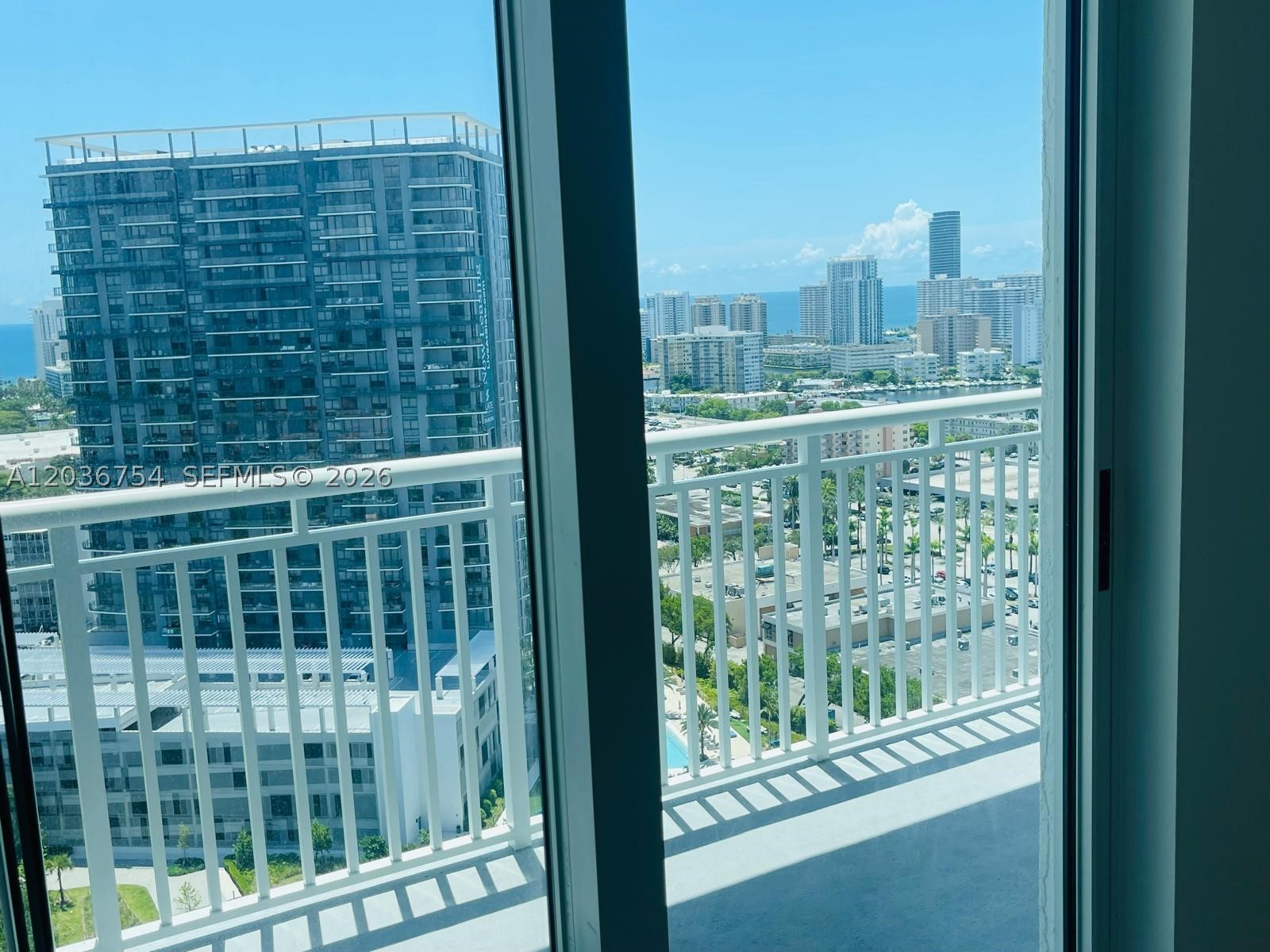 DUO CONDOMINIUM EAST - Residential Lease