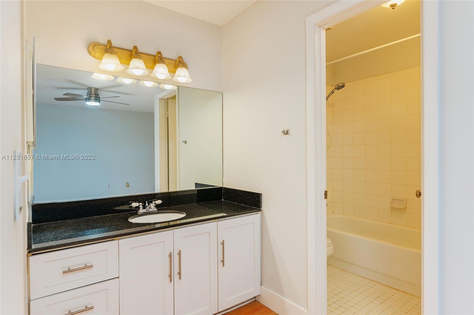 FLAMINGO GARDENS PH 5 - Residential Lease