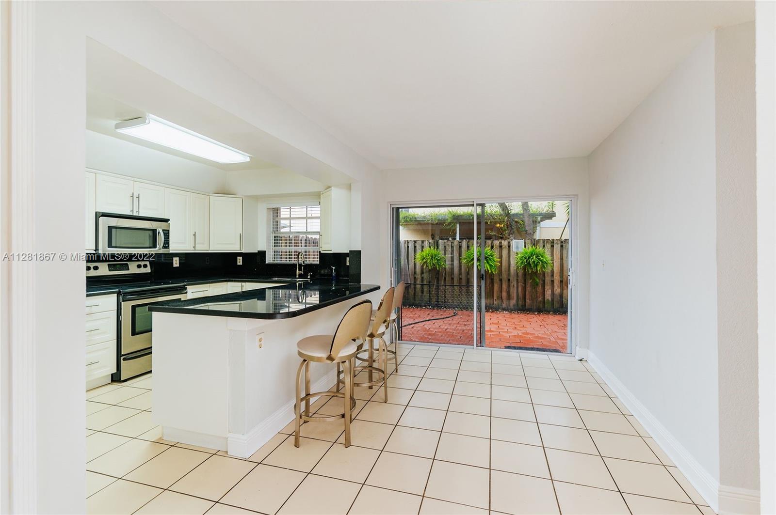 FLAMINGO GARDENS PH 5 - Residential Lease