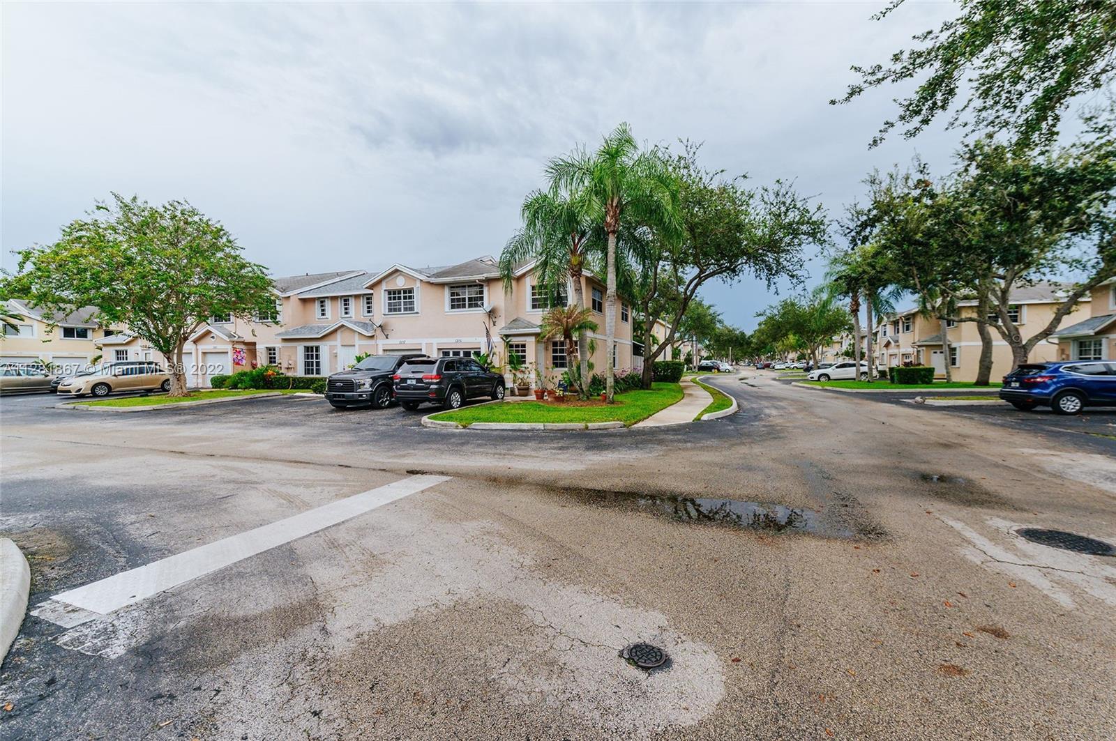 FLAMINGO GARDENS PH 5 - Residential Lease