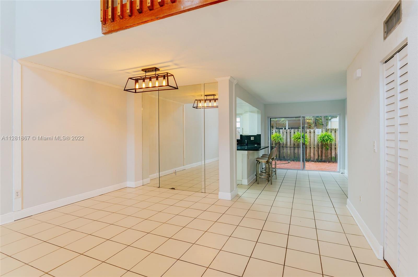 FLAMINGO GARDENS PH 5 - Residential Lease