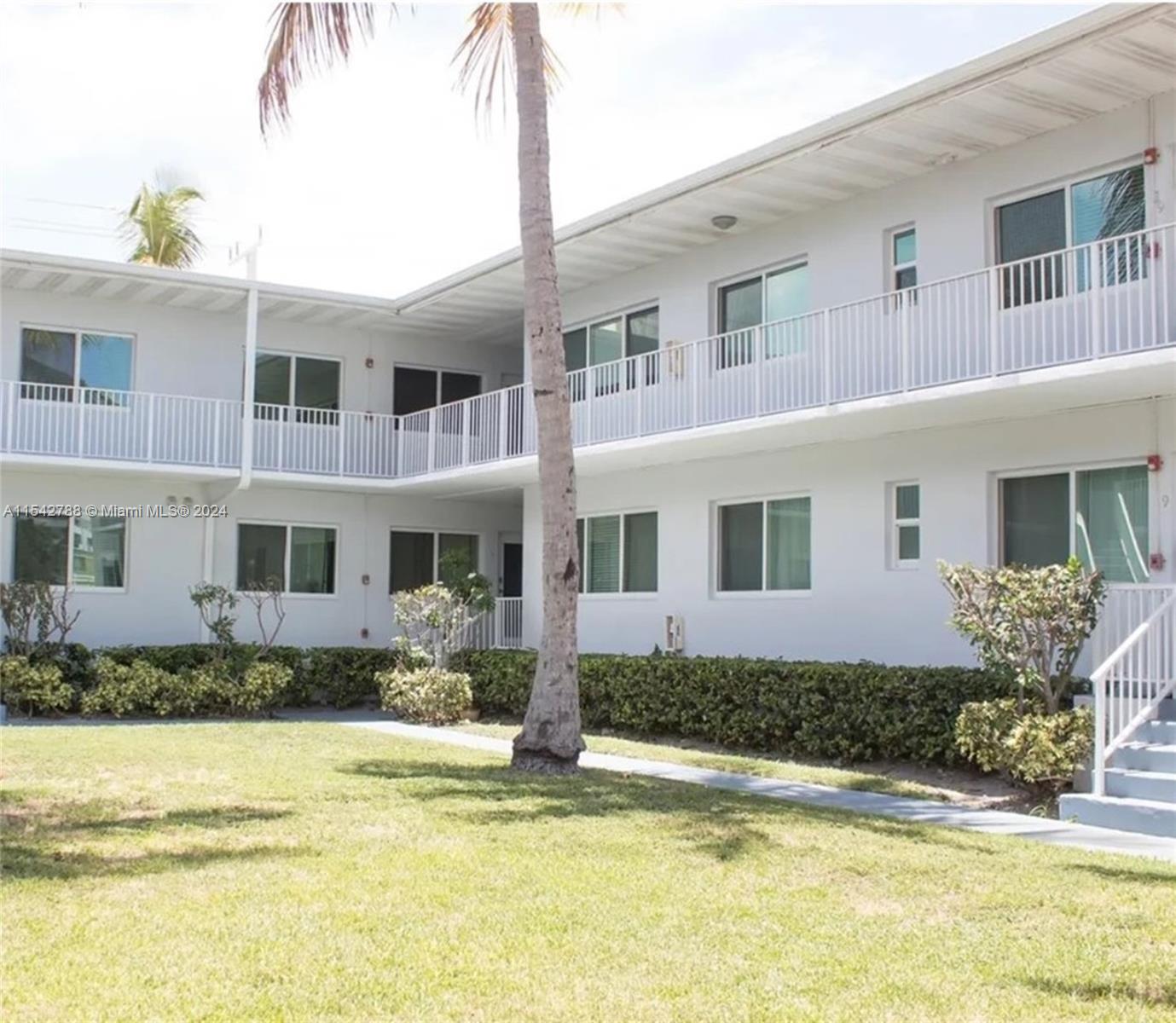 ISLAND POINT SOUTH CONDO - Residential Lease