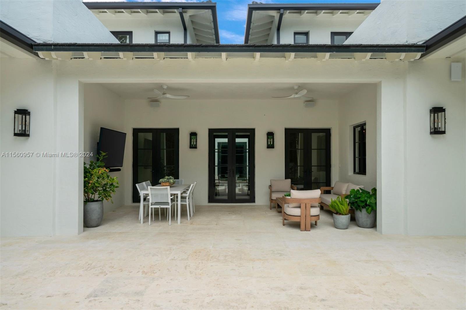 STONEGATE - Residential