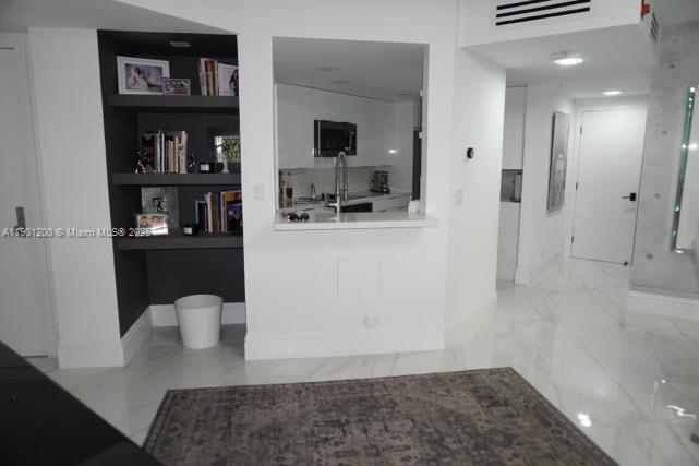 COURVOISIER COURTS CONDO - Residential