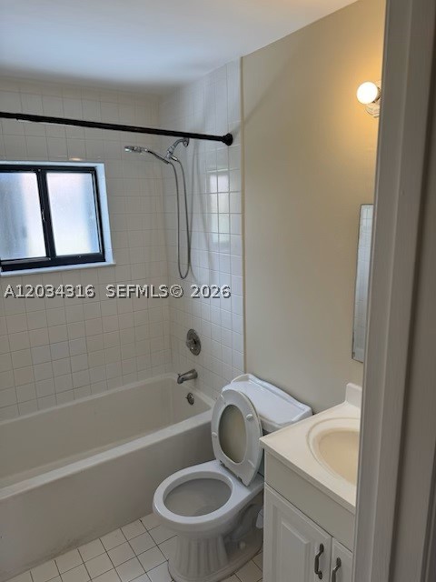 EL PRADO XI CONDO - Residential Lease