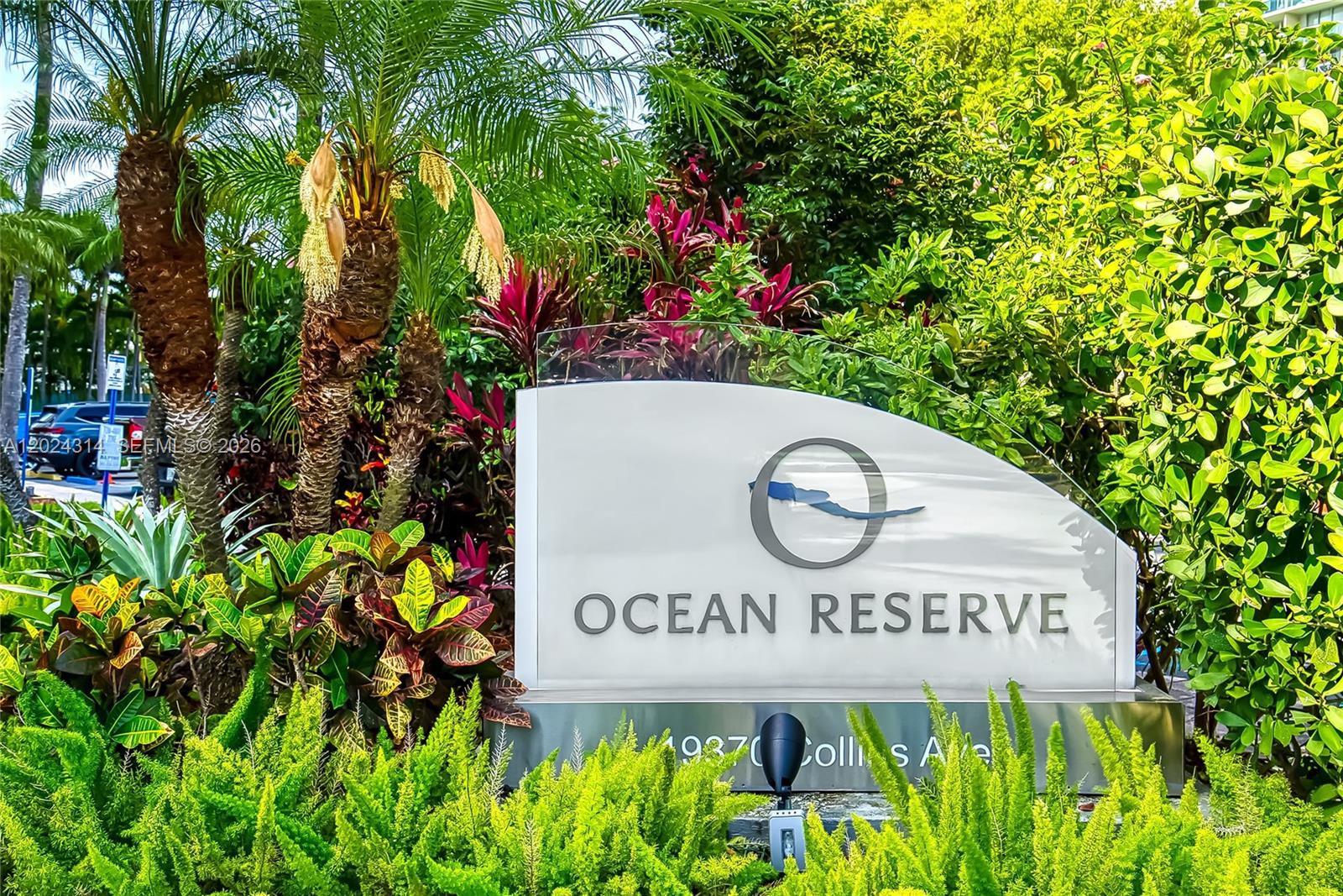 No rental restrictions. STR approved & active — income from day one. STR is owner-controlled per condo docs — register your own guests, no association approval, no registration fees. You are your own boss. Rare in Miami-Dade. Fully furnished 1BD/1.5BA at Ocean Reserve, Sunny Isles Beach, Miami-Dade. Steps from Ritz-Carlton & St. Regis Residences — South Florida's most prestigious luxury corridor. Amenities: pool, gym, tennis, ping pong, BBQ, business center, parking, market, café, salon & barbershop. 5-min walk to the beach. Near Aventura, Miami Beach & Brickell. Easy to show