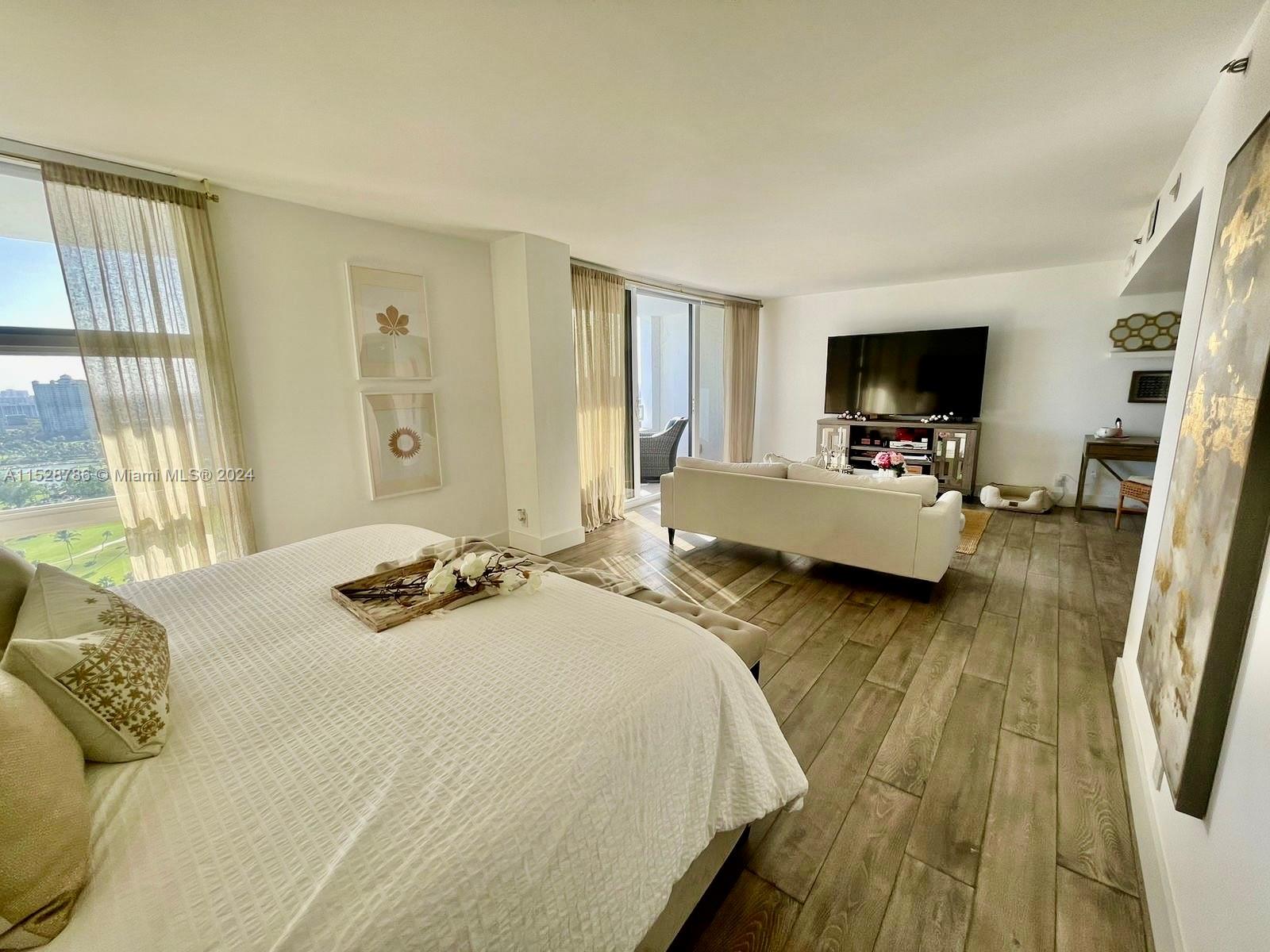 DELVISTA TOWERS CONDO - Residential