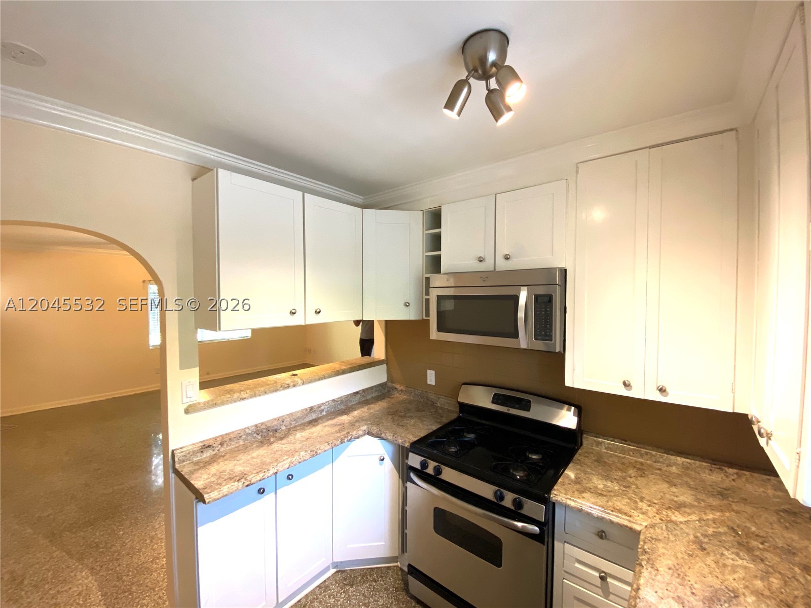 CALDERS RESUB - Residential Lease