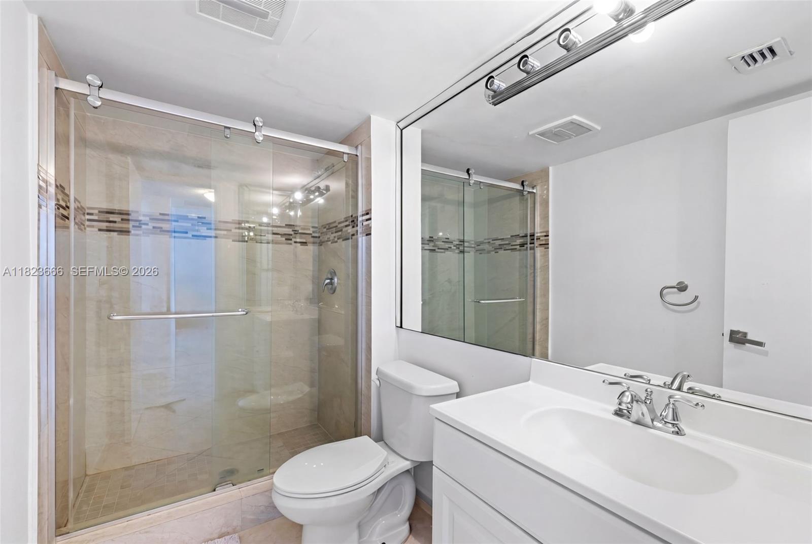 FLAMENCO CONDO TOWER I - Residential