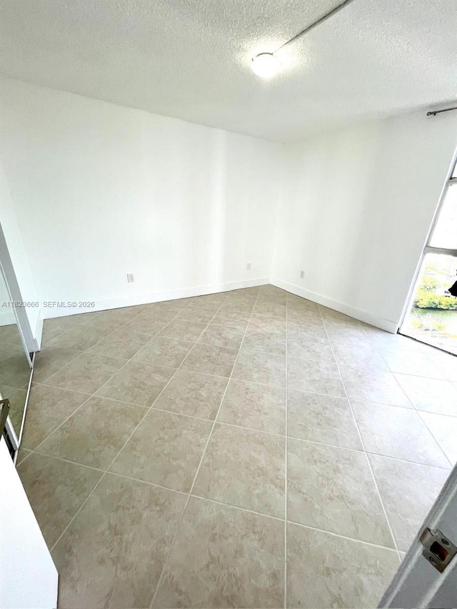 FLAMENCO CONDO TOWER I - Residential