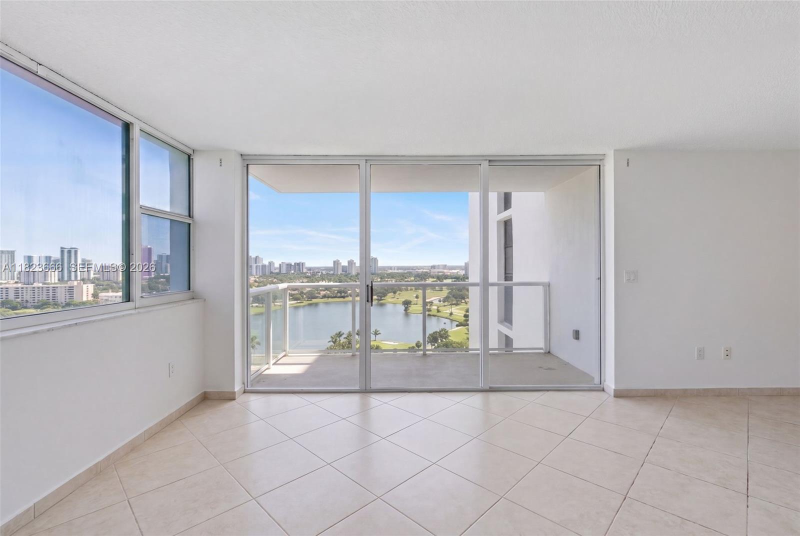 FLAMENCO CONDO TOWER I - Residential