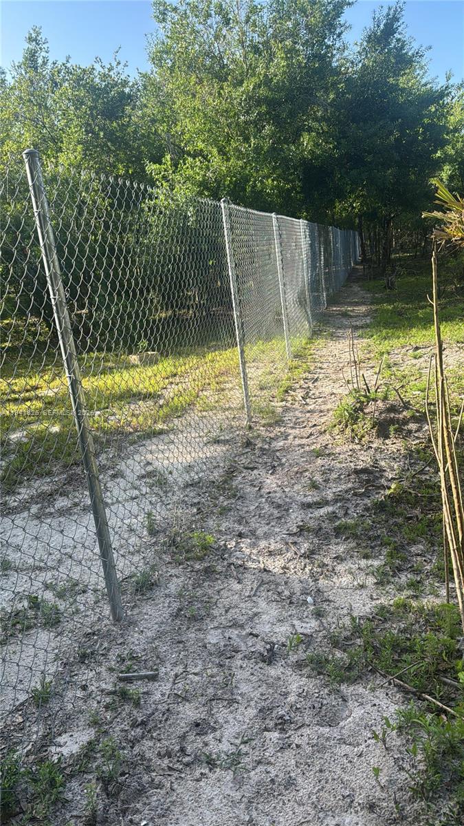 Okeechobee - Land