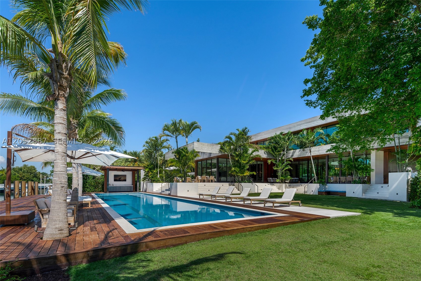 SUNSET ISLANDS-ISLAND NO 3 - Residential Lease