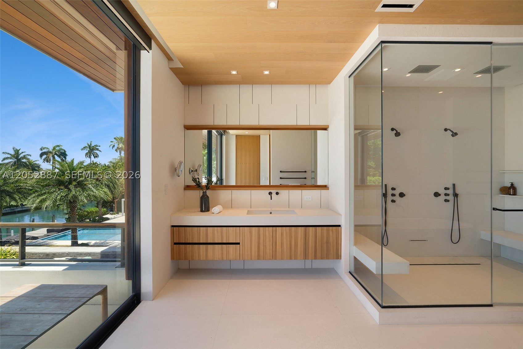 SUNSET ISLANDS-ISLAND NO 3 - Residential Lease
