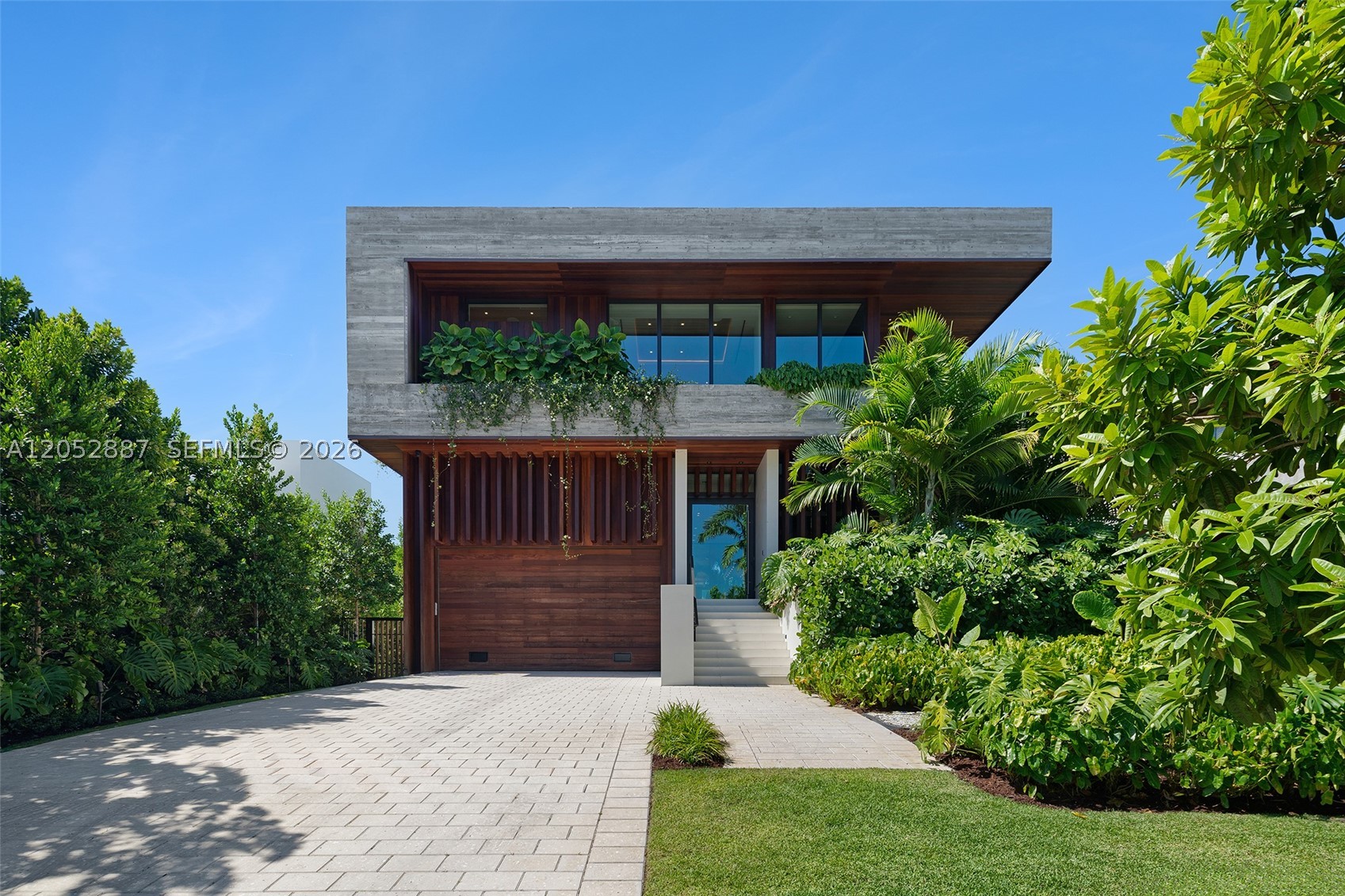 SUNSET ISLANDS-ISLAND NO 3 - Residential Lease