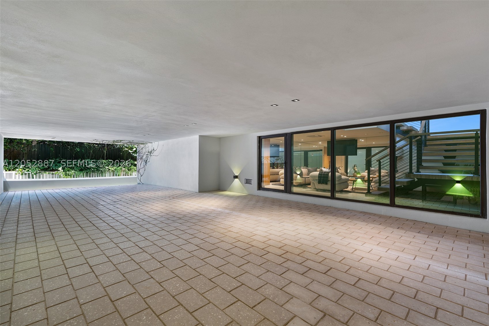 SUNSET ISLANDS-ISLAND NO 3 - Residential Lease