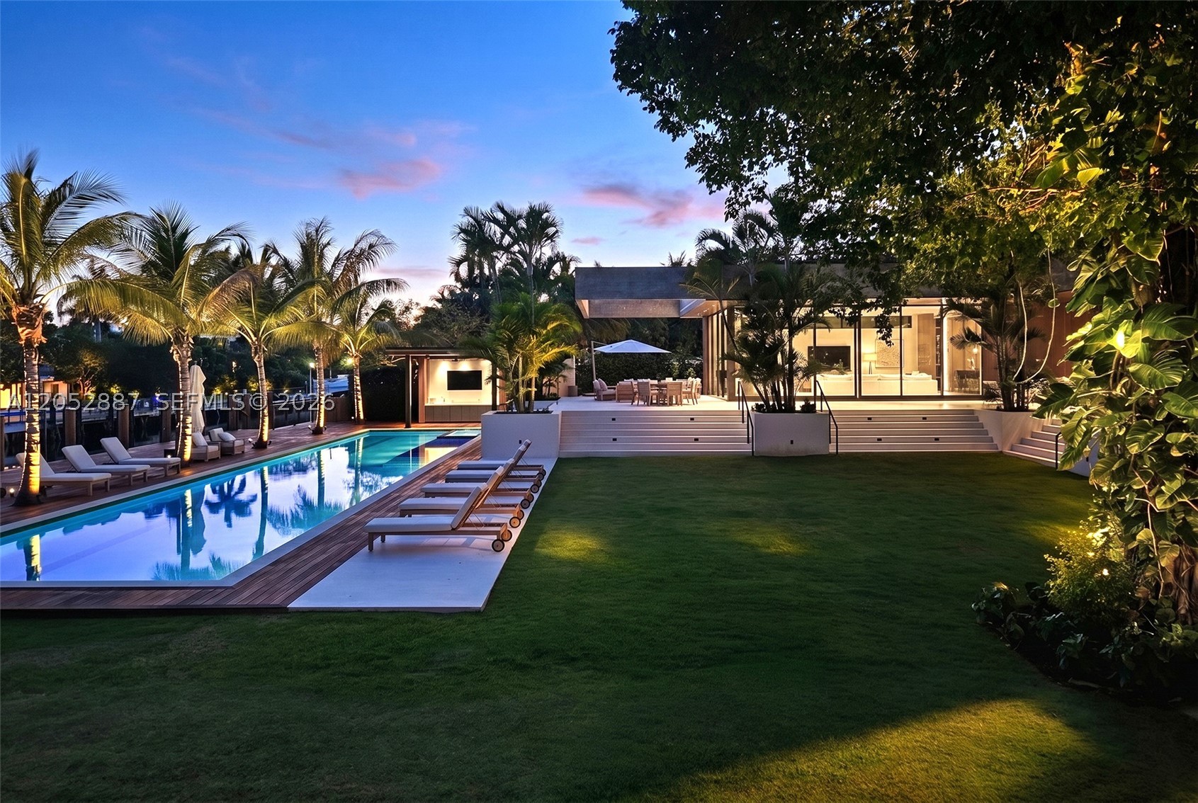 SUNSET ISLANDS-ISLAND NO 3 - Residential Lease