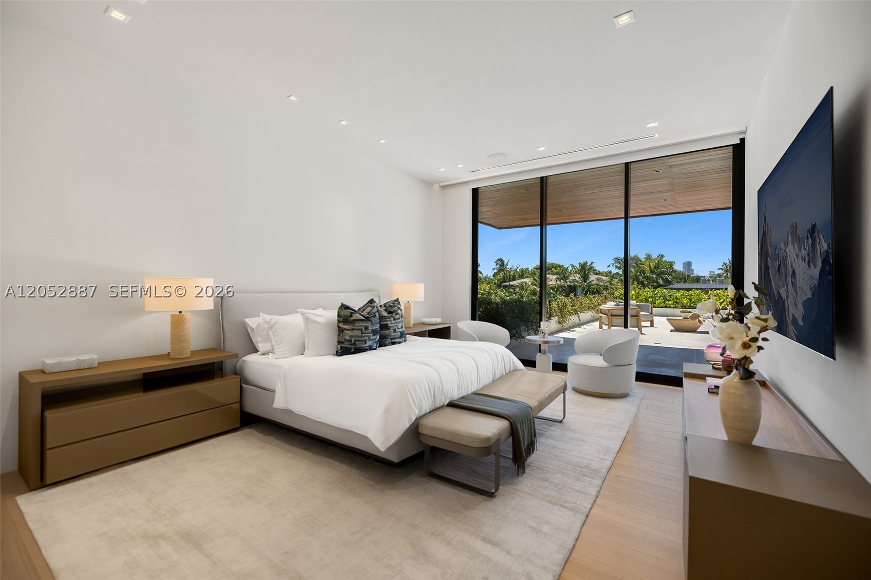SUNSET ISLANDS-ISLAND NO 3 - Residential Lease