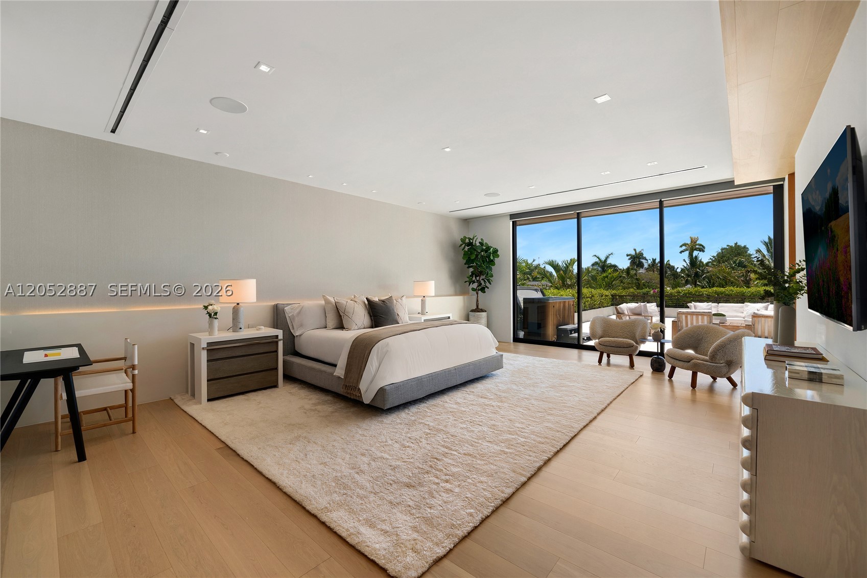 SUNSET ISLANDS-ISLAND NO 3 - Residential Lease
