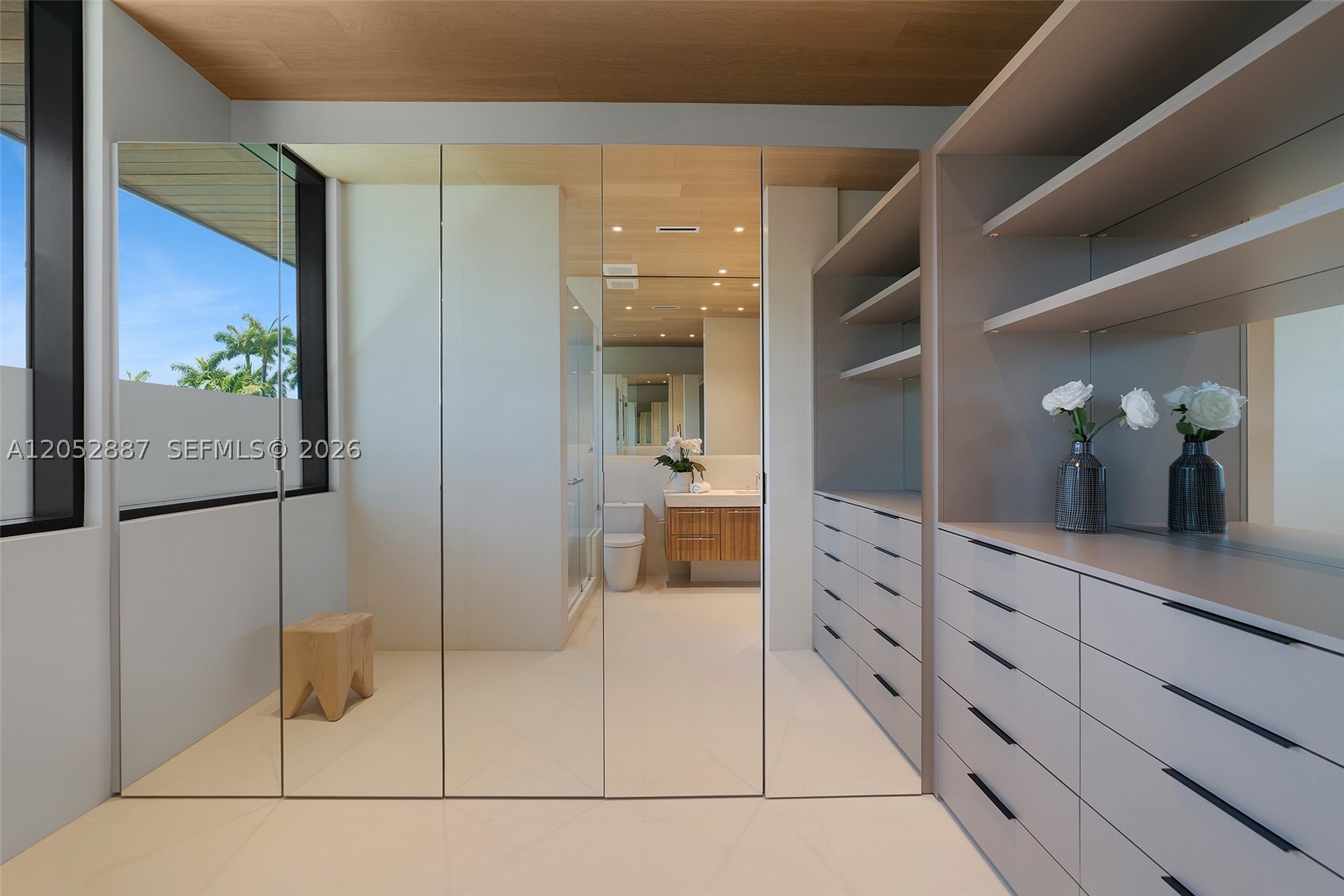 SUNSET ISLANDS-ISLAND NO 3 - Residential Lease