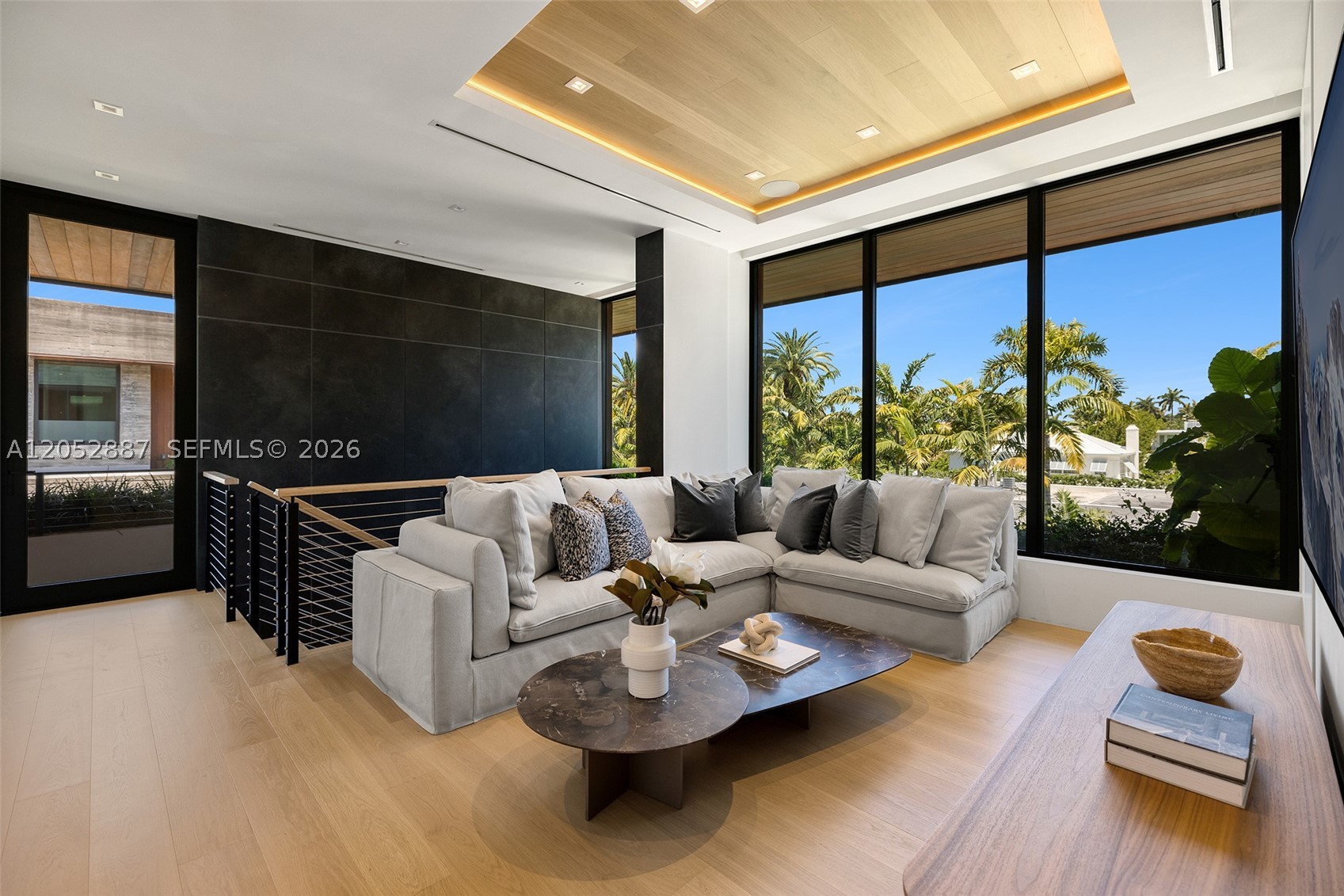 SUNSET ISLANDS-ISLAND NO 3 - Residential Lease