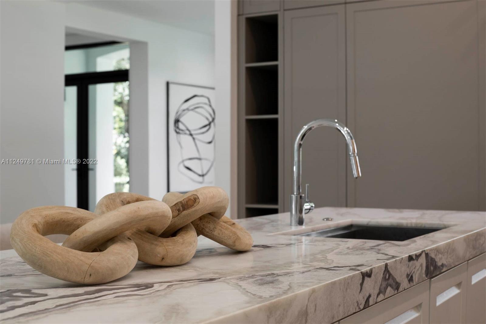 CORAL GABLES RIVIERA SEC - Residential