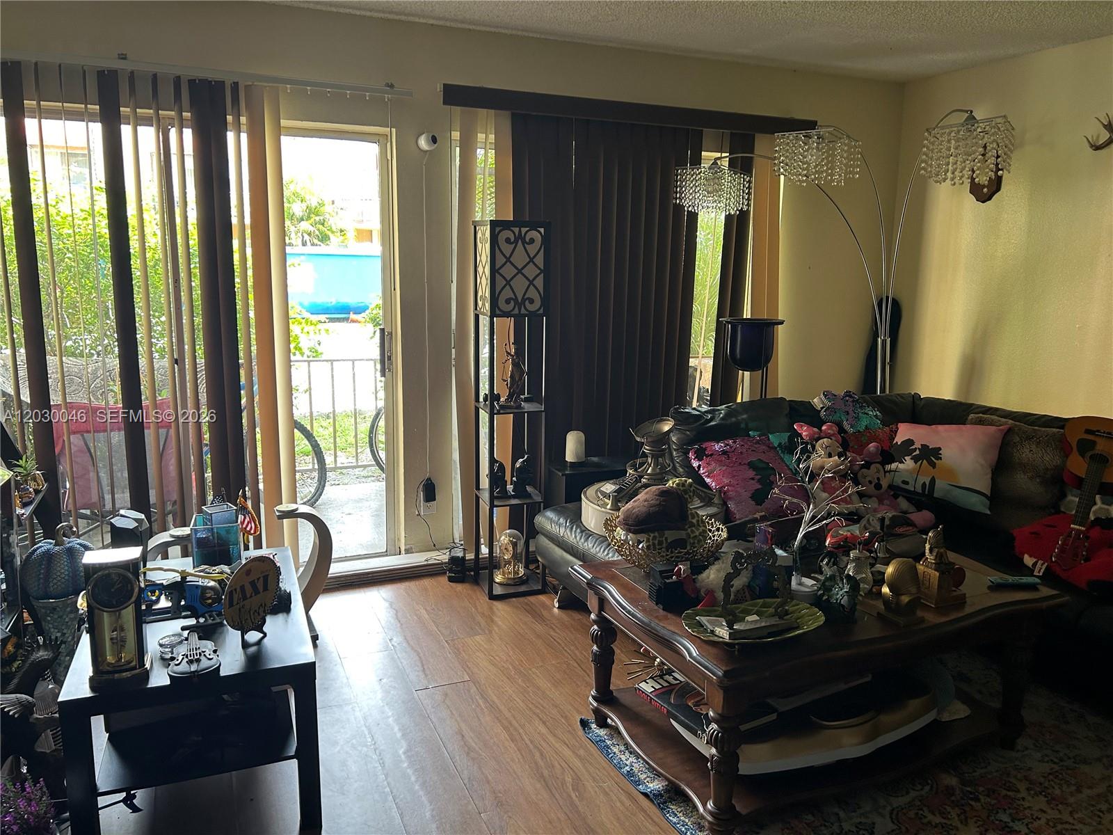 VENETIAN GARDENS AT COUNT - Residential