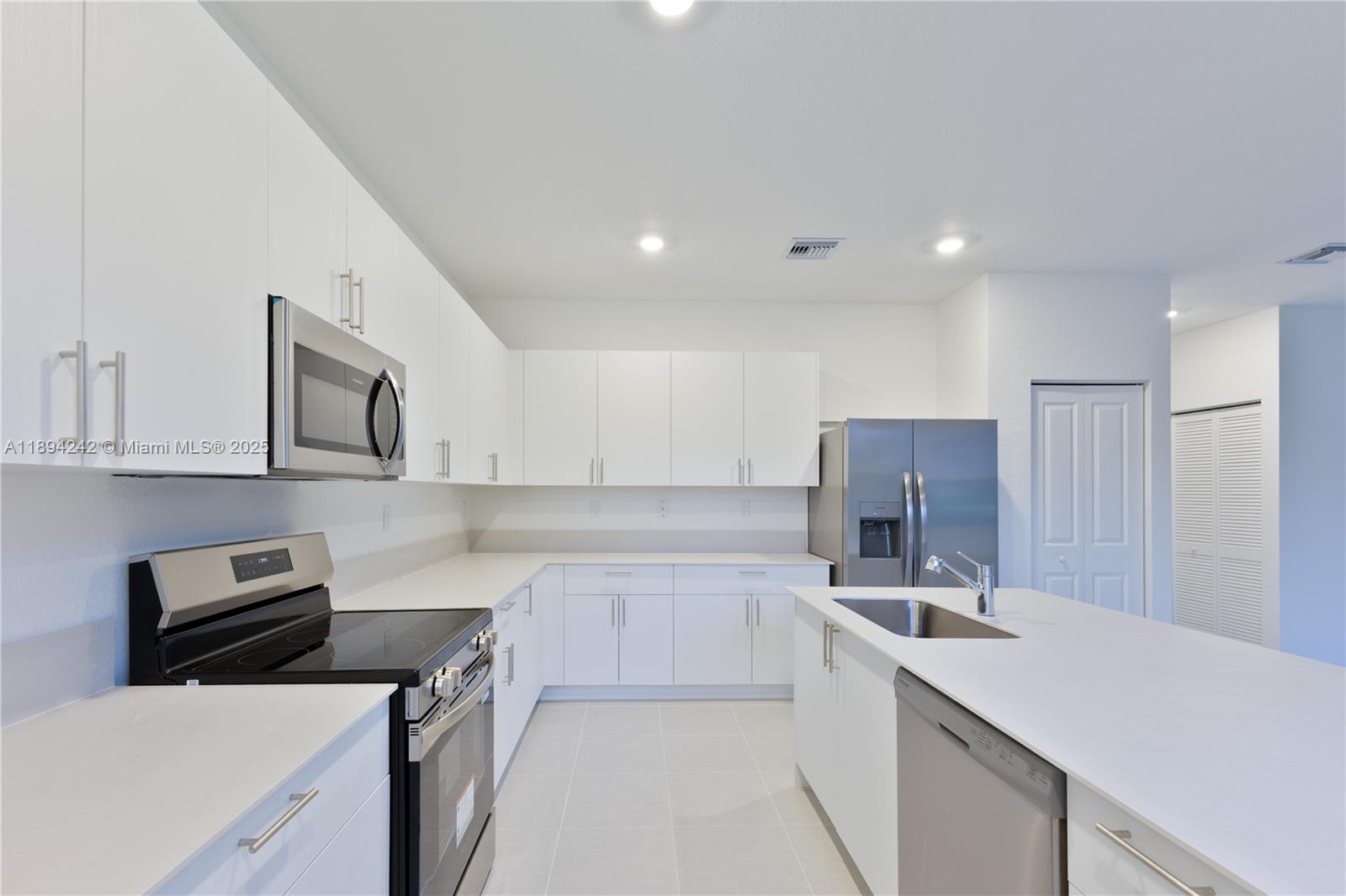 TREGOR ESTATES II - Residential