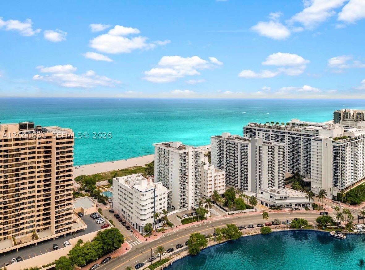 THE ROYAL CLUB CONDO - Residential