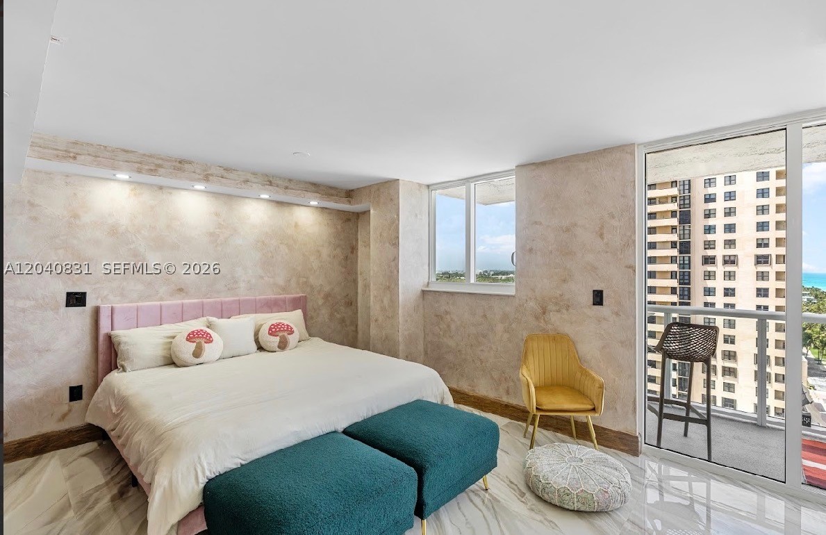 THE ROYAL CLUB CONDO - Residential