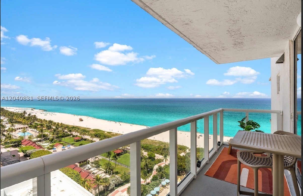 THE ROYAL CLUB CONDO - Residential